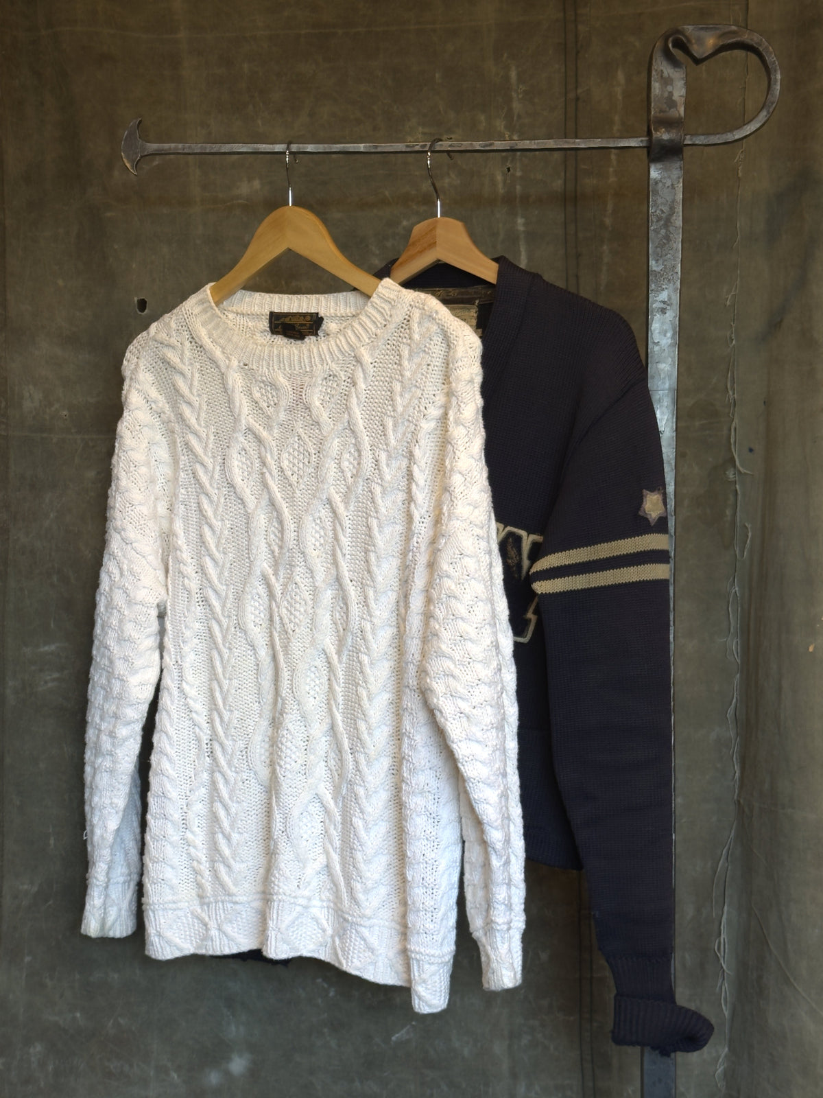 Knits/Sweaters
