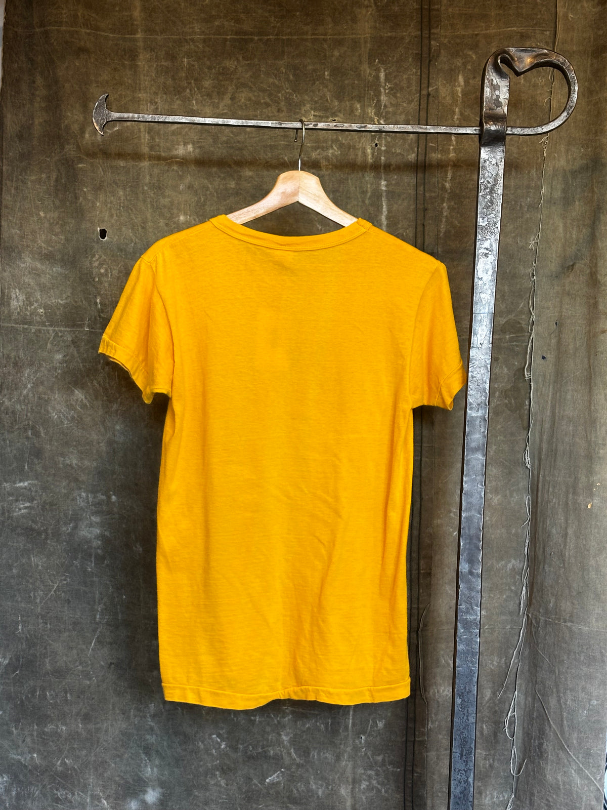 Vintage 1960s U.S. Air Force Yellow T-Shirt Sz. M