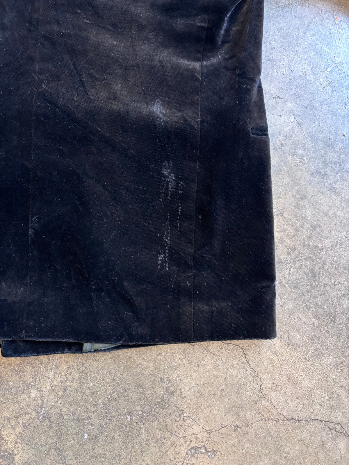 Vintage 1970s YVES SAINT LAURENT MENSWEAR Black Velvet Double-Breasted Blazer Coat Sz. S/M