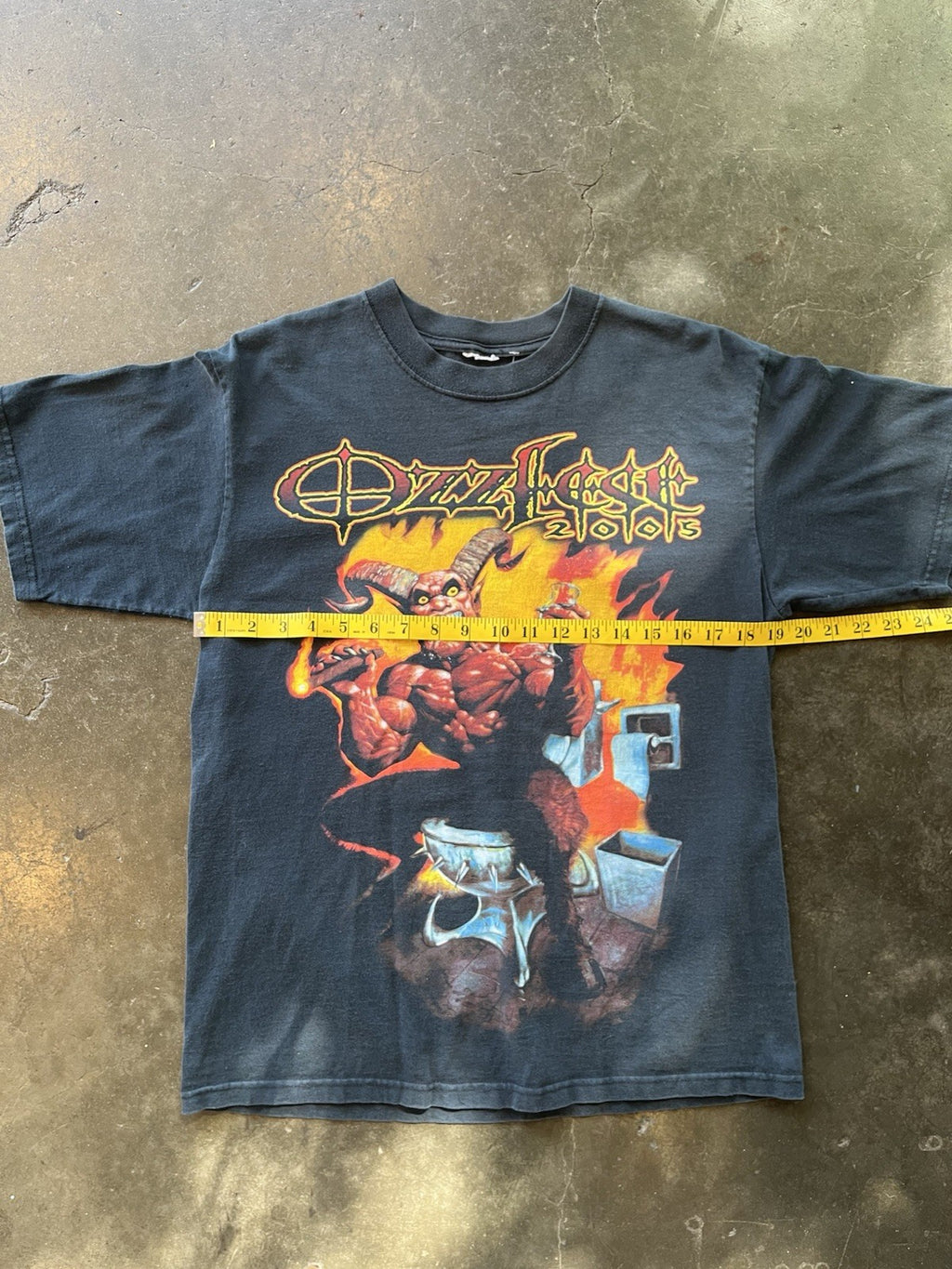 Vintage Y2K Ozzfest 2005 Ozzy Osbourne Black Sabbath T-Shirt Tour Dates 