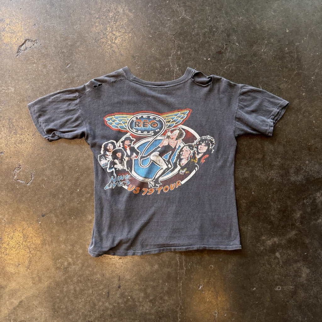 VINTAGE 1970s REO Speedwagon Nine Lives T-Shirt Size S