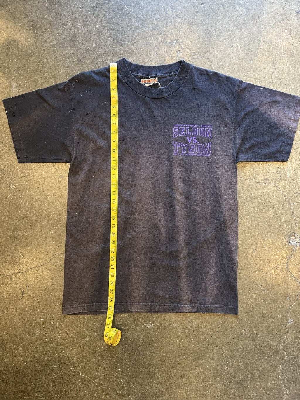 VINTAGE 1996 Mike Tyson vs Seldon MGM Grand Faded promo T-Shirt Sz L 