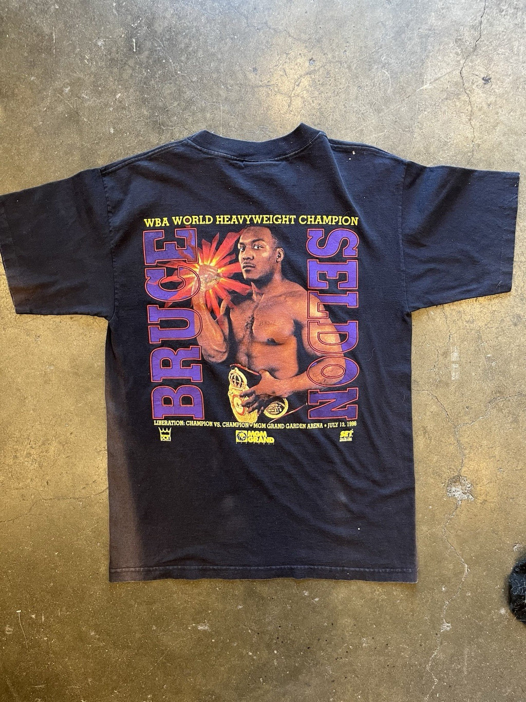 VINTAGE 1996 Mike Tyson vs Seldon MGM Grand Faded promo T-Shirt Sz L 
