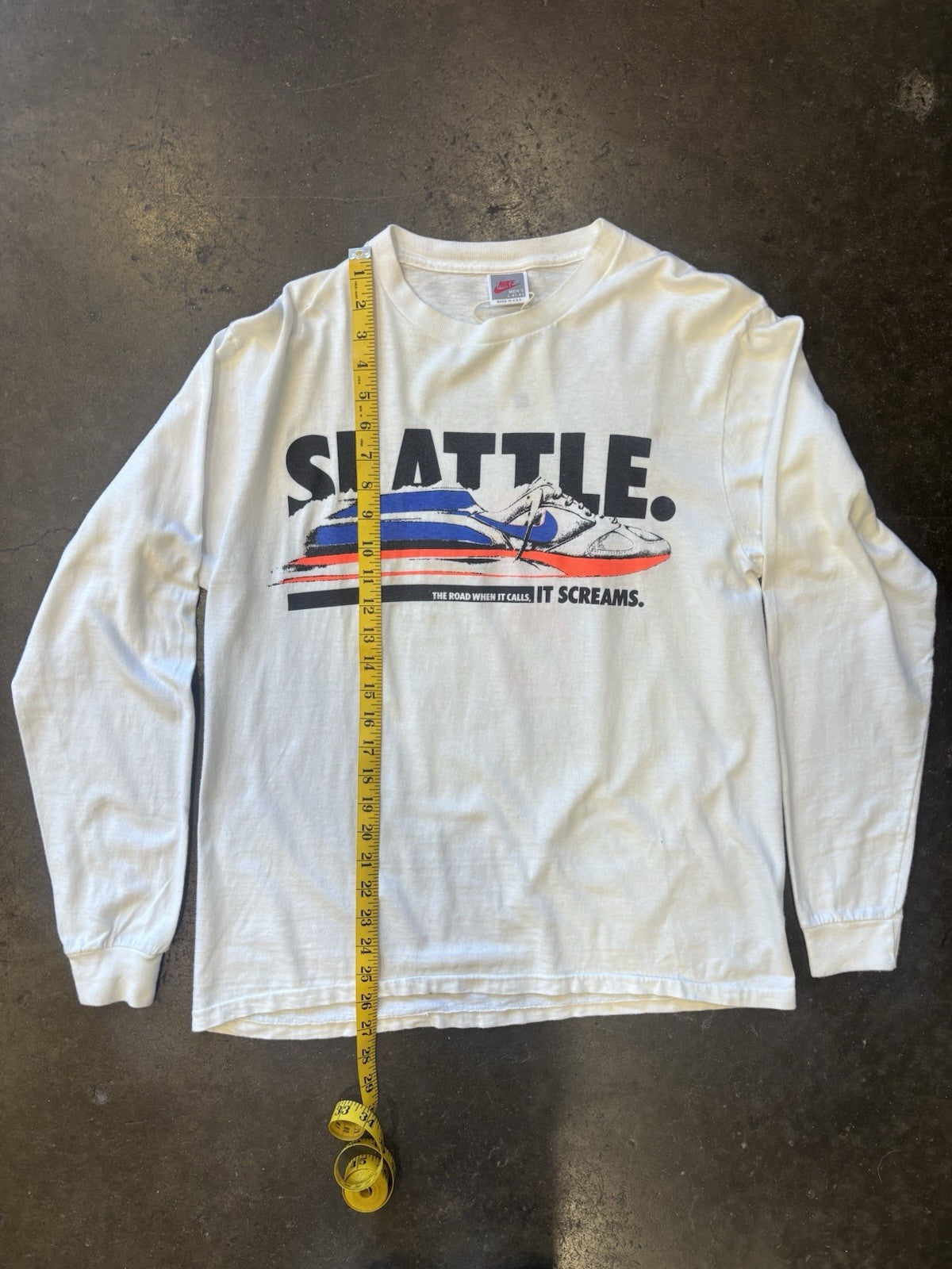 Vintage 80s Seattle Nike Air Max Sz L Tee Shirt