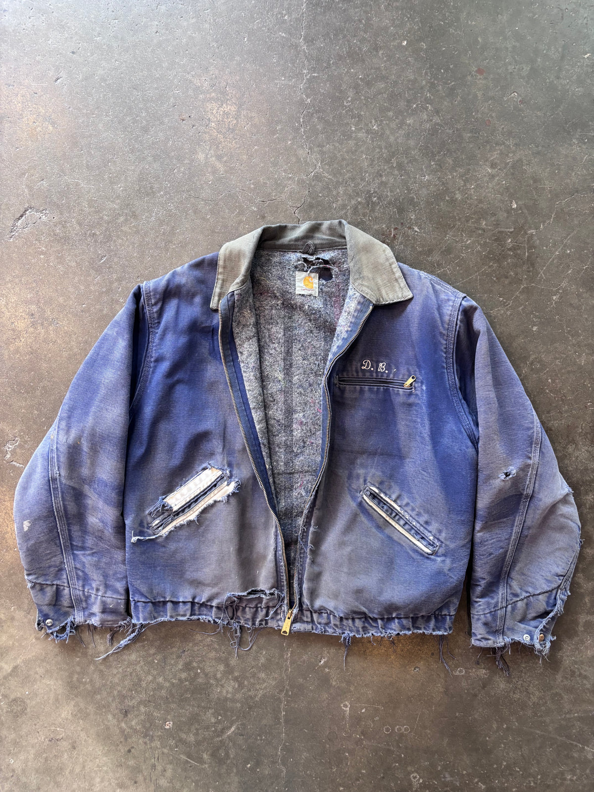 THRASHED | 1990s Navy Blue (NVY BLU) CARHARTT Detroit Jacket Sz. L