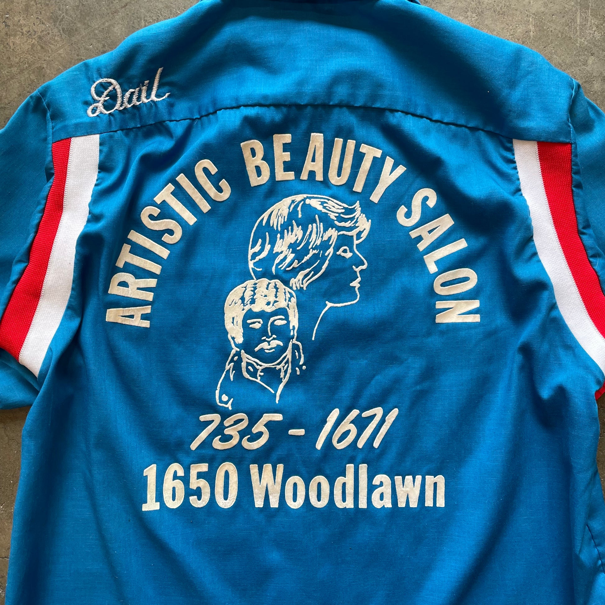 1970s HILTON  "Artistic Beauty Salon" Blue Bowling Shirt Sz. M | Made in USA