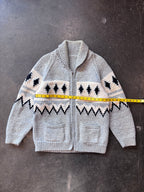 Vintage 1960s Cream/Grey Cowichan Knitted Wool Zip-Up Sweater Sz. XL