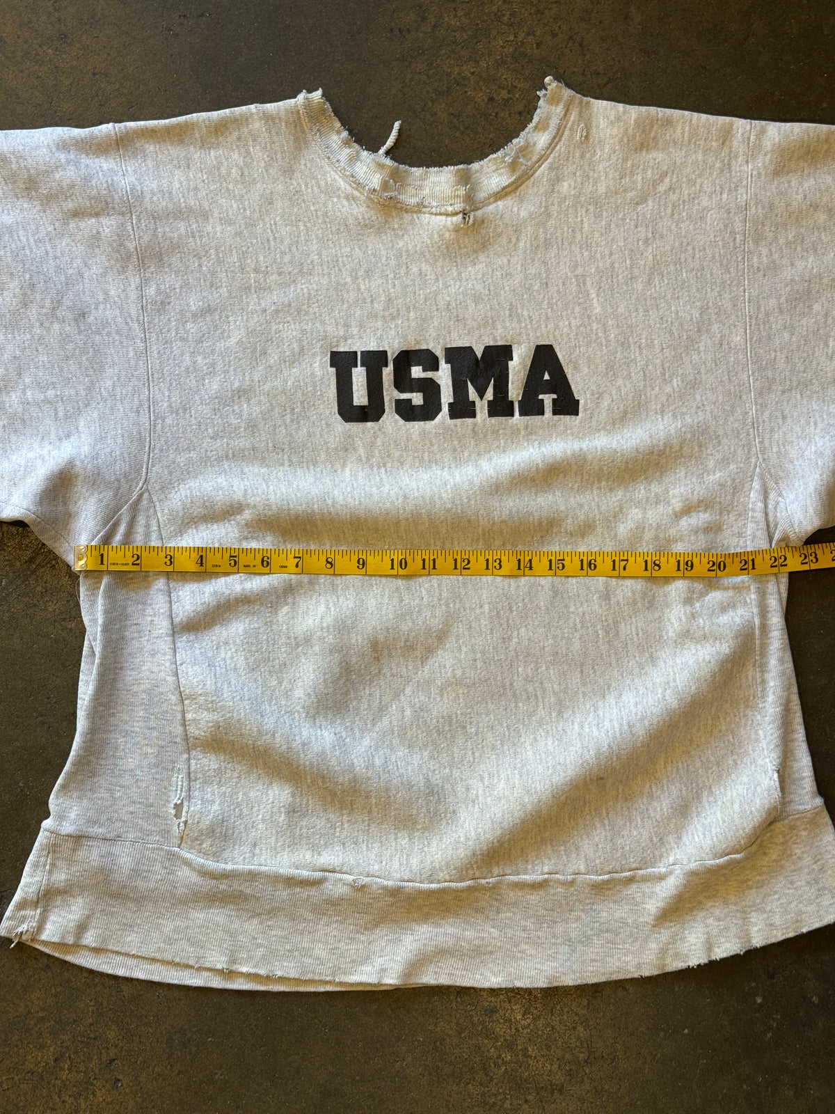 Vintage CHAMPION 'USMA' Grey Reverse Weave Sweatshirt Sz. L/XL