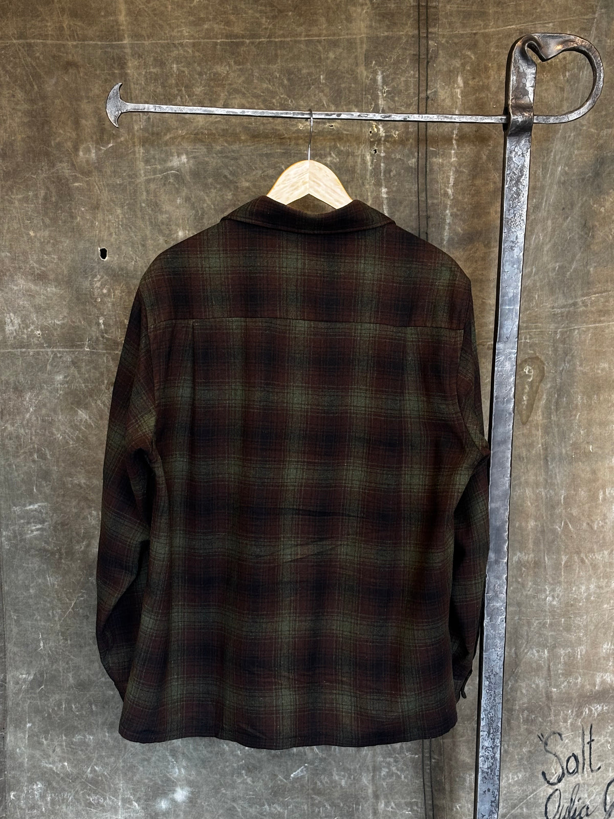 Vintage 1960s GOLDEN LINE Shadow Plaid Flannel Button-Ups Sz L